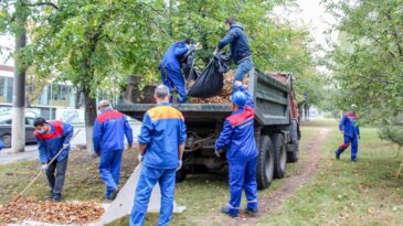 Termoelectrica s-a alăturat campaniei de salubrizare de toamnă, lansată de primăria mun. Chișinău