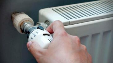 Reglarea temperaturii la căldură, contorizare individuală și apă caldă non stop, posibile și prin SACET