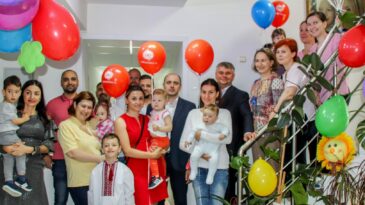 La mulți ani, dragi copii!