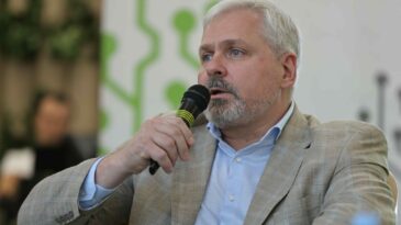 Iurie RAZLOVAN: „Susținem procesul de modernizare a sistemelor de distribuție a energiei termice, care vor micșora cheltuielile consumatorilor”